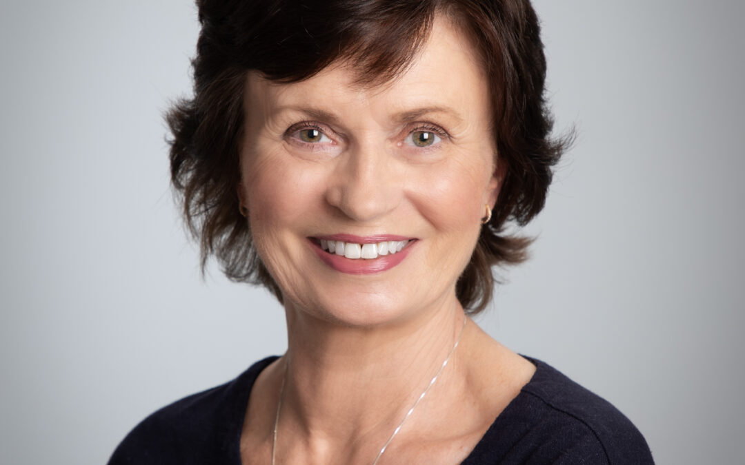 Angela Comerton